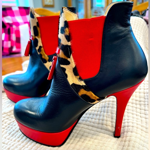 Lg Bettie Shoes - LEATHER LG BETTIE  SZ 37/6.5 USA Leopard Print Ankle Boots-made in ITALY